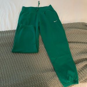 NWOT Nike Phoenix Oversized Fit High Rose Sweatpants